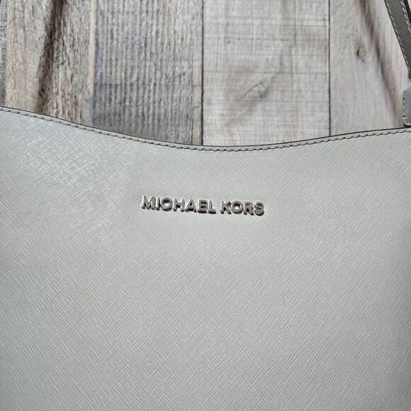 Michael Kors Jet Set Large Saffiano Leather Messenger Bag Grey Crossbody - Picture 4 of 12